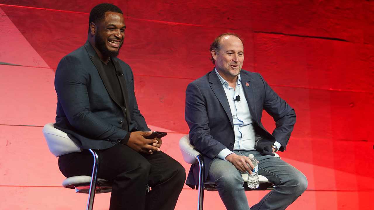 Mario_&_Dana_Holgorsen_YT